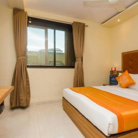 Aster Hotel Near Mumbai Airport Ngoại thất bức ảnh