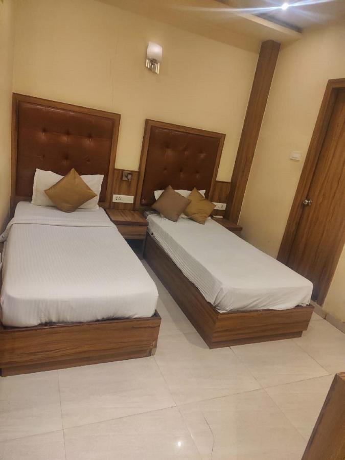 Aster Hotel Near Mumbai Airport Ngoại thất bức ảnh